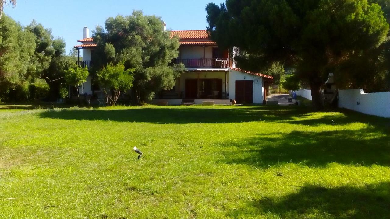 Seafront Villa Joan Nea Skioni Extérieur photo